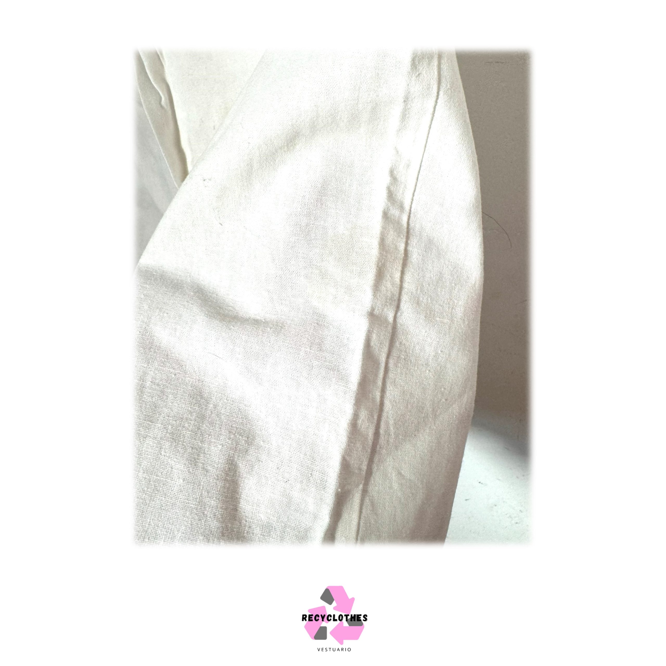 Pantalón Crema University Club Talla 42 - Imagen 6